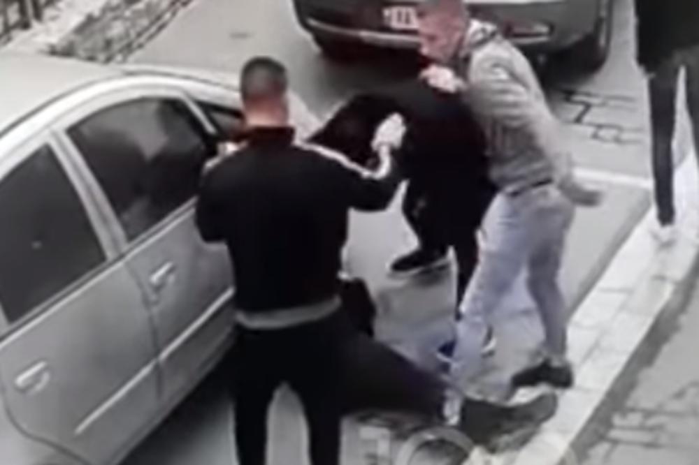 MLADIĆ ZAVRŠIO U KOMI! Trojica Albanaca ga MUČKI TUKLA, ovo je bolno gledati! (VIDEO)