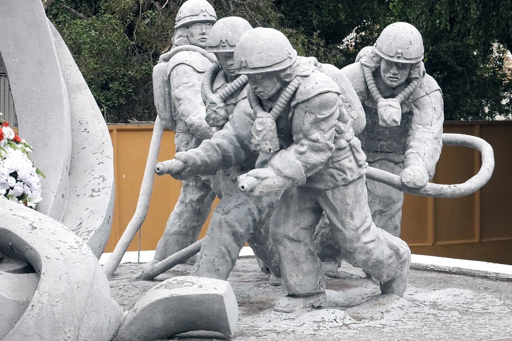 UGAŠEN POŽAR U ČERNOBILJU: Vatrena stihija obuzdana