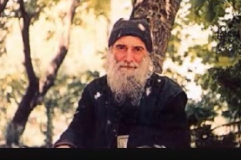 LJUDIMA ĆE DOĆI DEMONI IZ KOSMOSA OD KOJIH ĆE TRAŽITI POMOĆ: Proročanstvo starca Gavrila ledi krv u žilama!