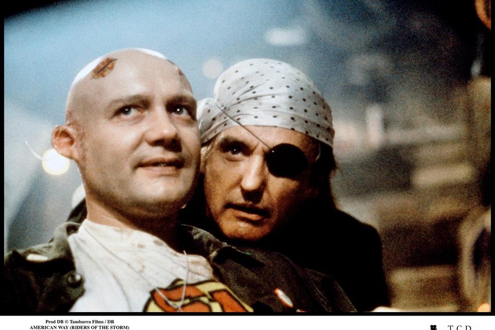 PREMINUO ČUVENI GLUMAC IZ ZVEZDANIH STAZA I BONI I KLAJDA: Ceo svet oplakuje Majkla!