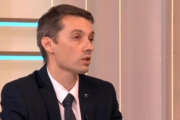 NAČELNIK BIA OTKRIO KAKO STRANE SLUŽBE VRBUJU SRBE ZA SVOJE AGENTE: Novac, ucene, ŽENE! Iznenadiće vas OVAJ SPISAK