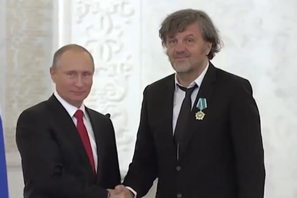 PUTIN POSLAO VAŽNO PISMO KUSTURICI, POSLE RUSKE ŠPIJUNAŽE! Pažljivo pročitajte šta mu je PORUČIO