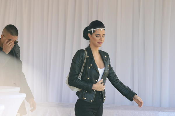 PRVA SLIKA BOGDANE U CECINOJ VENČANICI! Izgleda kao BOGINJA koliko je LEPA