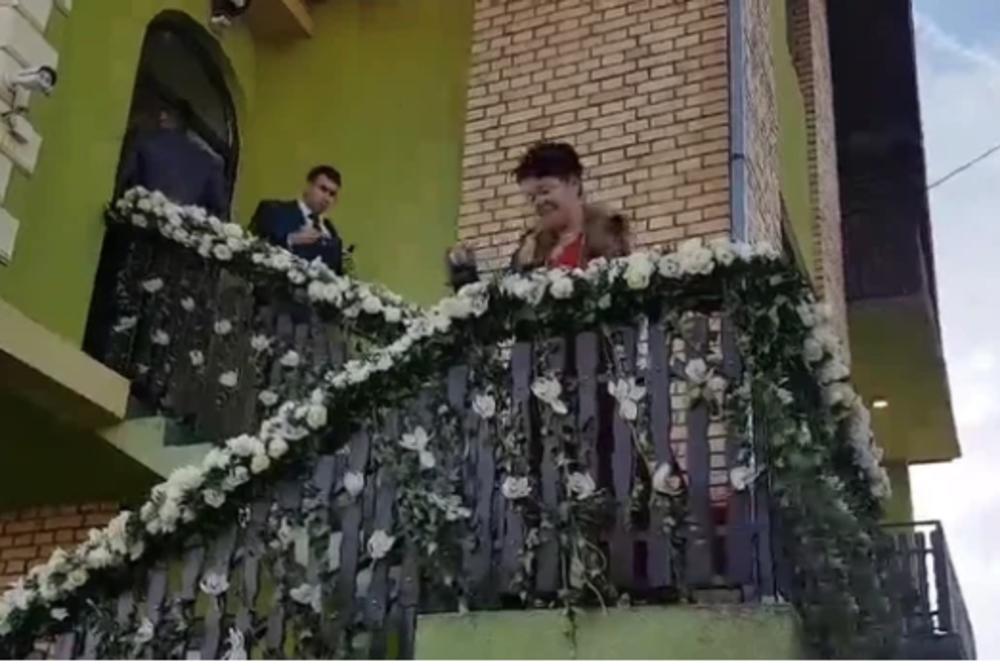 ZAMALO TRAGEDIJA NA SVADBI: Bogdanina BAKA doživela PEH! Stropoštala se NIZ STEPENICE (VIDEO)