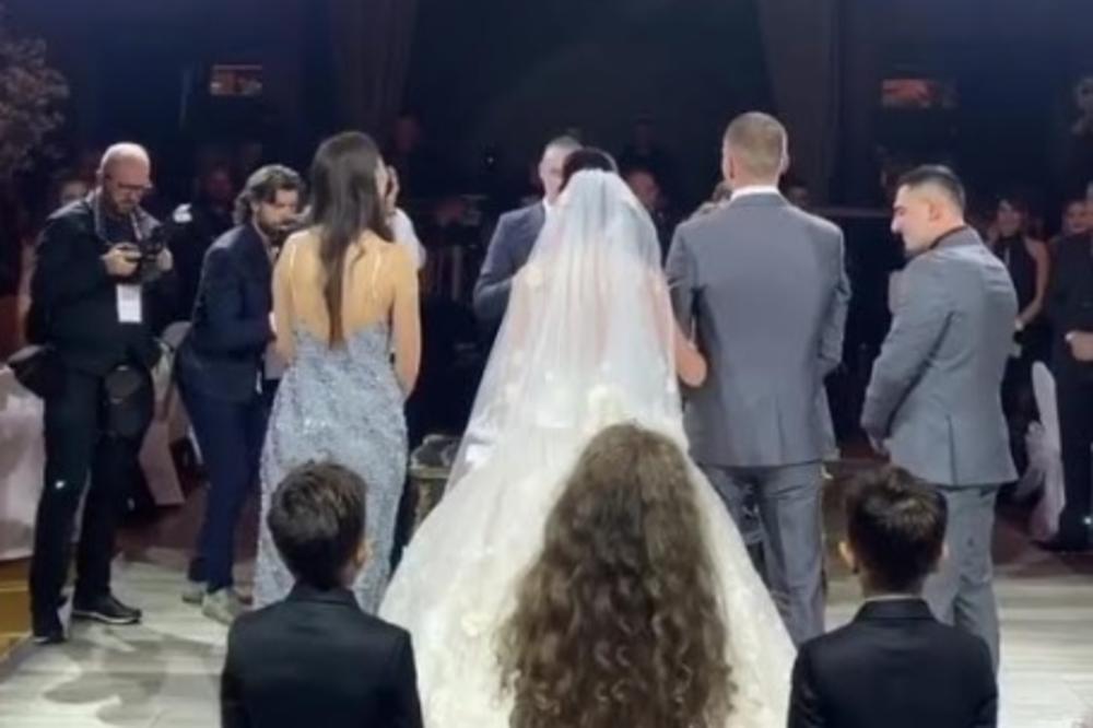 BOGDANA JE DRUGU VENČANICU UZELA PO OVOJ CENI: Ni u najluđim snovima nema šanse da pogodite cifru!