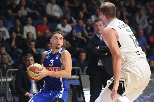 POTPUNO LUDILO U MORAČI! Budućnost i Partizan se ganjali do poslednjih sekundi, a onda su sudije prelomile meč!