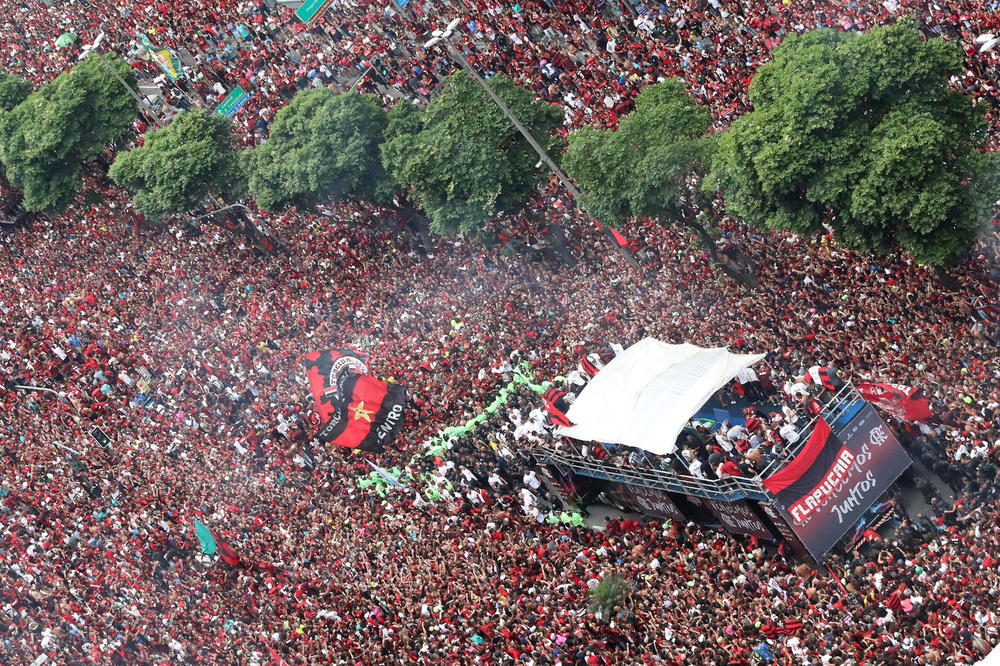 POTPUNI HAOS U RIO DE ŽANEIRU: Ovako se dočekuju šampioni Južne Amerike - zato su Brazilci posebni!