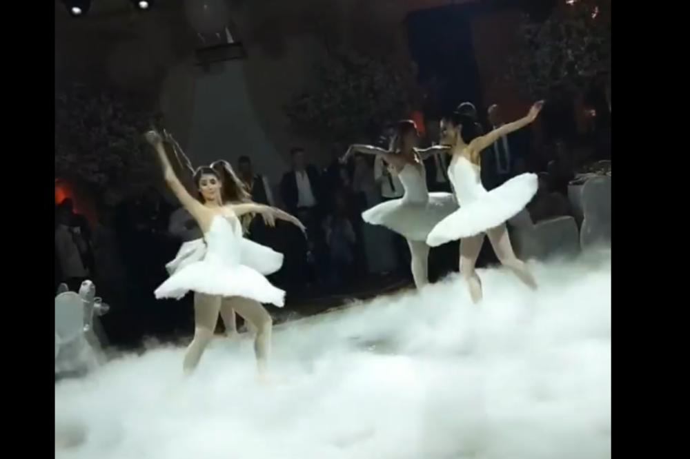 OVAJ DEO VENČANJA RAŽNATOVIĆA NISTE VIDELI: BALERINE izvele neverovatan PERFORMANS LABUDOVOG JEZERA