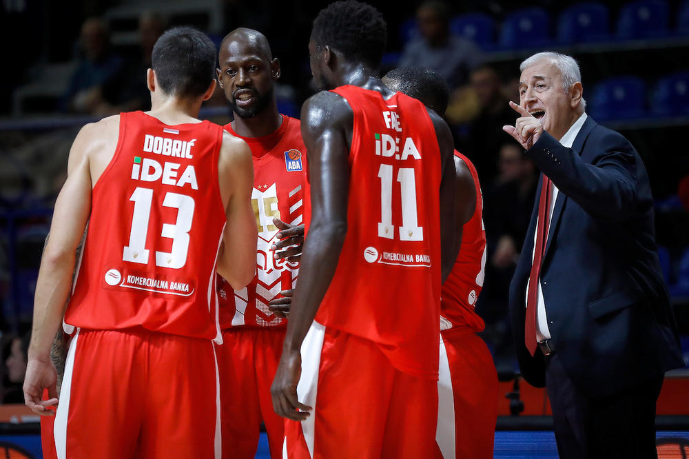 SUPERSTAROVI GLEDAJU ZVEZDU: Sam krem svetskog fudbala je stigao na meč Evrolige!