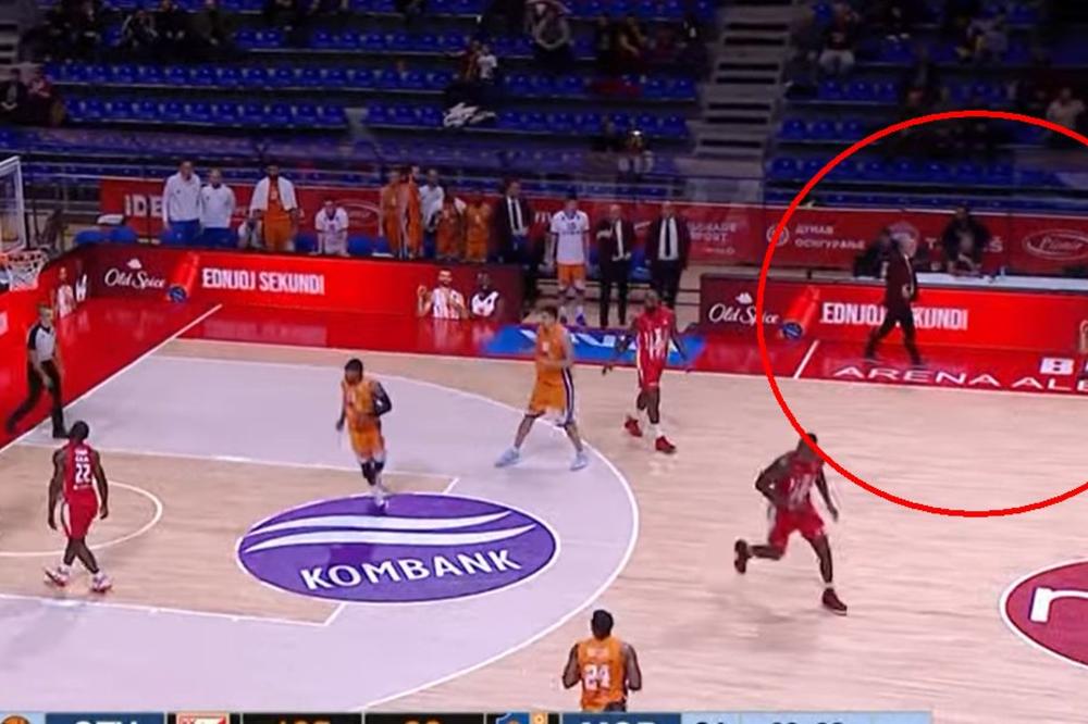 ZBOG OVOG NAPADA JE BIO BESAN TRENER MORNARA: Čović asistira preko glave Odžu, Pavićević odmah širi ruke ka Šakoti!