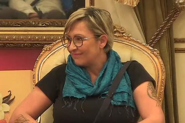 BILA JE ZVEZDA 90-IH PA ZAVRŠILA IZA REŠETAKA: Ivanina ISPOVEST o ZATVORSKIM DANIMA: Nisam imala ni toalet PAPIR