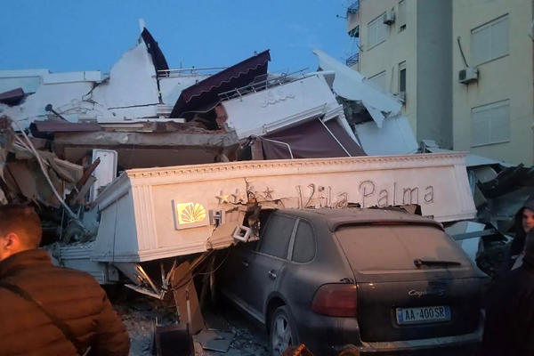 SVE SE TRESLO: Albaniju ponovo pogodio zemljotres!