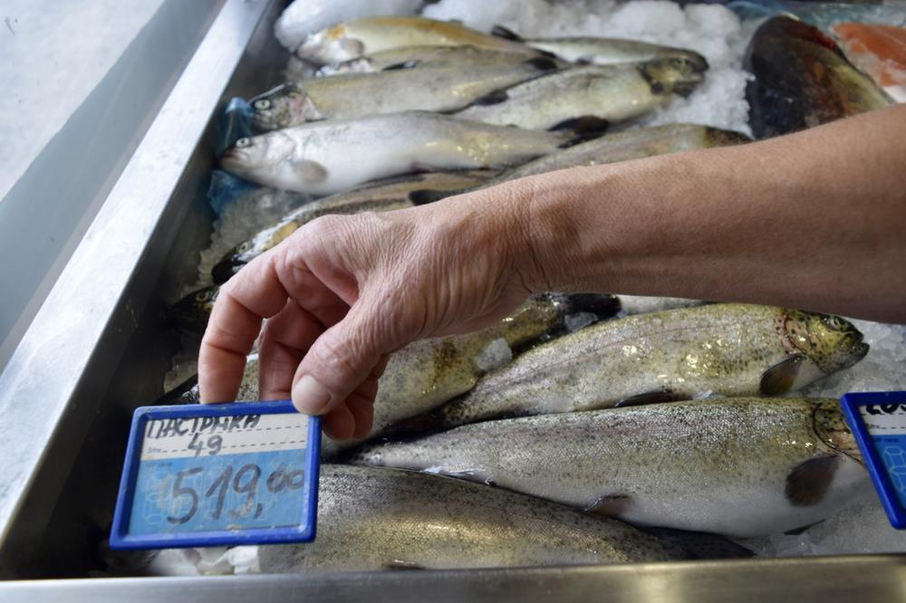 DA LI JE RIBA KOJU KUPUJETE SVEŽA? Postoji JEDAN ZNAK na pakovanju koji vam može rešiti ovu dilemu!