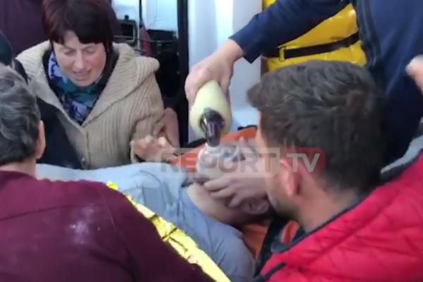 GDE JE MAMA? Tinejdžer ČUDOM spašen iz ruševina imao samo jedno pitanje - njegova porodica nije imala sreće (VIDEO)