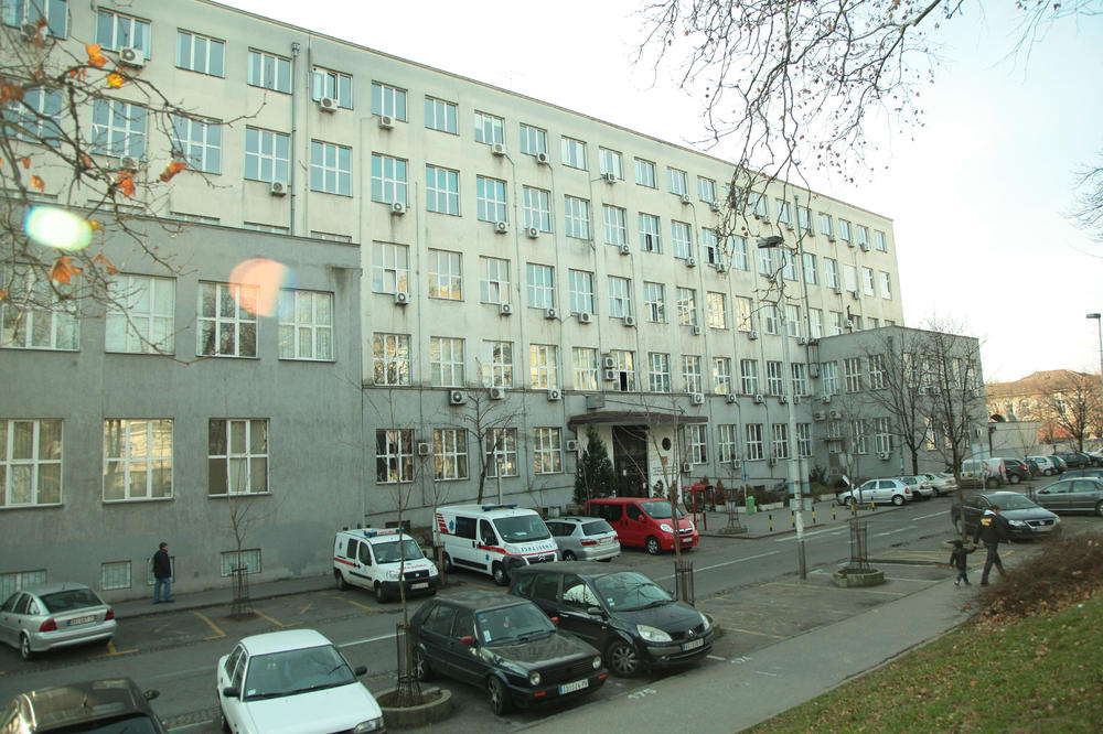 KLINIČKI CENTAR RASPISAO JE KONKURS ZA POSAO: Traže sestre i lekare, LJUDI SE MASOVNO PRIJAVLJUJU