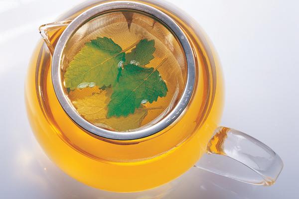 OVAJ NAPITAK ZOVU INFUZIJA ŽIVOTA: Oporavlja telo nakon prehlade i hrani ga vitaminima!