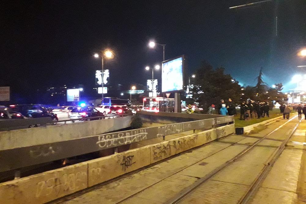 VAŽNO OBAVEŠTENJE ZA SVE VOZAČE: Na OVIM deonicama PUTNIH PRAVACA će doći do IZMENA zbog RADOVA!