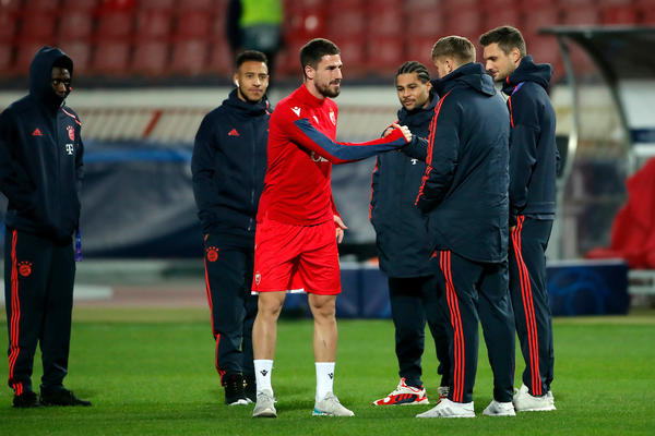 Degenek ponovo na izlazim vratima: Ne može ni godinu dana da provede u klubu, a da ne bude prodat?