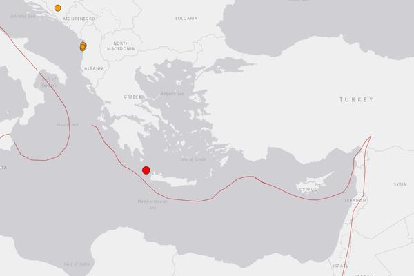 VEOMA JAK ZEMLJOTRES POGODIO GRČKU: Treslo se OMILJENO LETOVALIŠTE SRBA!