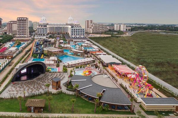 BLACK FRIDAY POPUSTI DO 70% NA LETOVANJA!