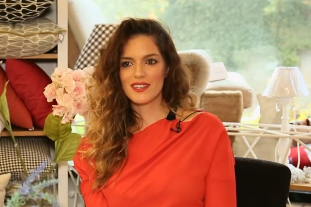 PORODILA SE ZOE KIDA! Dala ime devojčici koje niko u SRBIJI NEMA: On pravi lepe bebe, ona ih rađa JOŠ LEPŠE