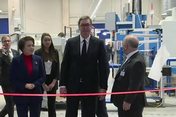 OTVORENA KINESKA FABRIKA U KRAGUJEVCU! Vučić: Ovo je važan dan za nas, mnogo sam srećan, Srbija je na dobrom putu!