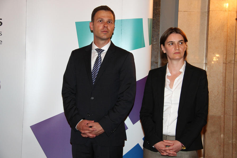 ANA BRNABIĆ DETALJNO O DOKTORATU SINIŠE MALOG: Umesto o rezultatima govorimo o fabrikovanim aferama