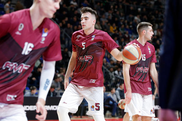 PANTERI NASTAVLJAJU DA GRIZU: FMP unakazio Zadar, Pecarski odigrao sjajnu partiju!