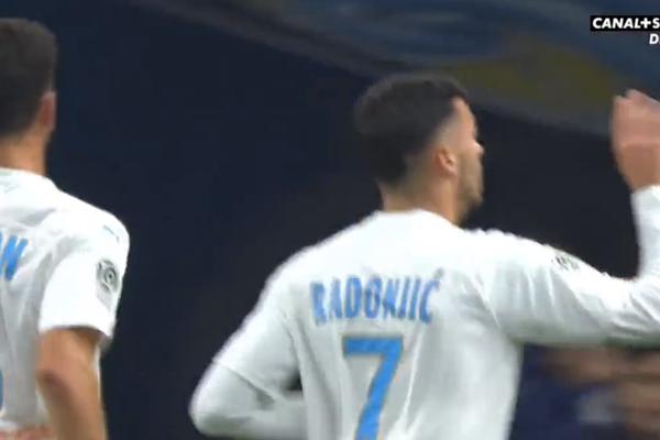 GOLMANI BEŽITE, RADONJIĆ JE U SERIJI: Nova majstorija Srbina donela pobedu Marseju u 90. minutu!