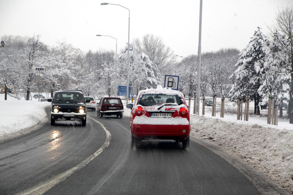 KAZNE I DO 800.000 DINARA! Pravila će važiti 1. novembra do 1. aprila! NEMA VIŠE VREMENA ZA ODLAGANJE!