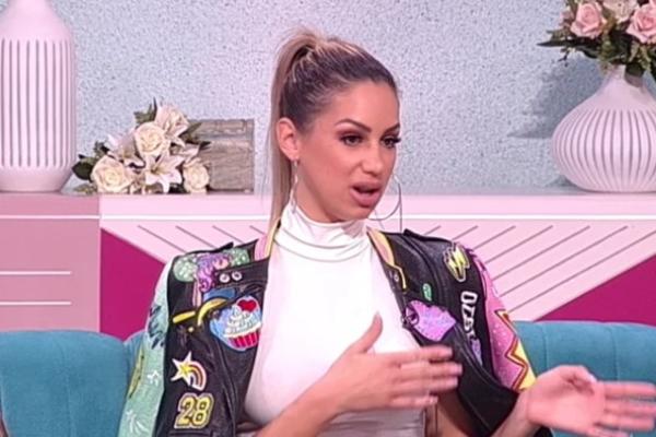 NJEGOVA ŽENA JE SVE ZNALA I PRIHVATILA! Iva šokirala detaljima o vezi sa starijim muškarcem