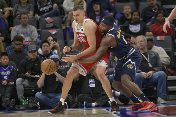 TOTALNO LUDILO NA DUELU BOGDANA I BELOG SA JOKIĆEM: Išlo se u produžetak, ali šta tek reći o Hardenovom učinku!