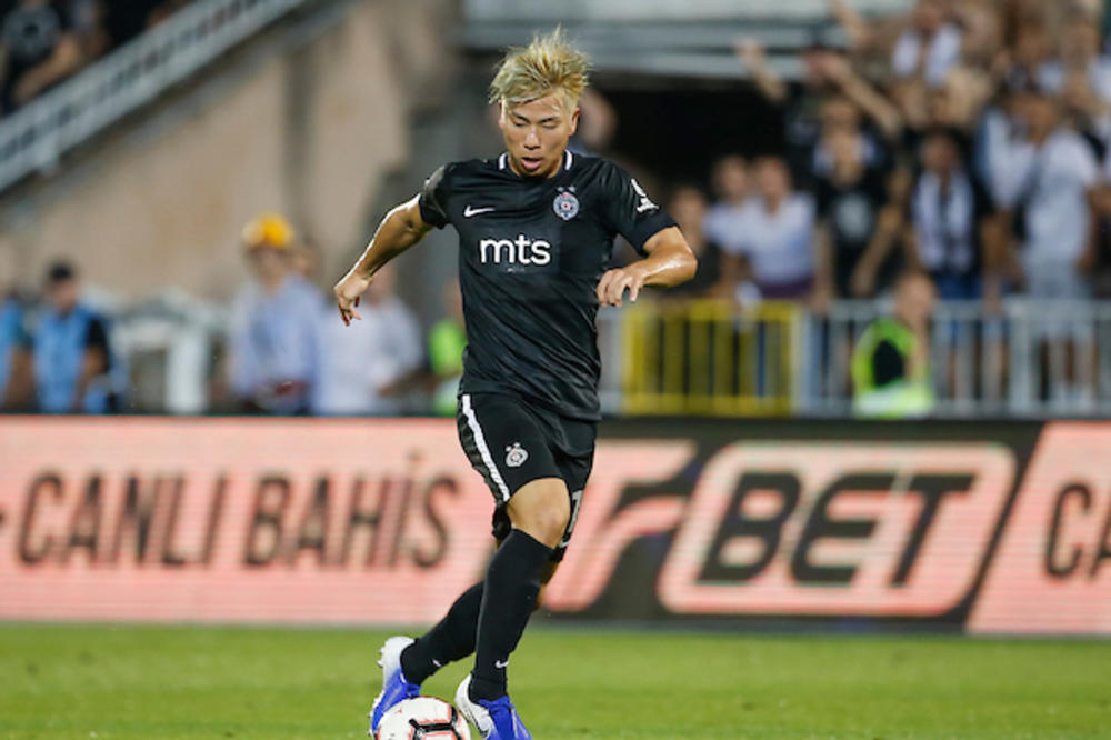 OTVORIO DUŠU: Asano otkrio kakav mu je život u Beogradu i kako se oseća u dresu Partizana!