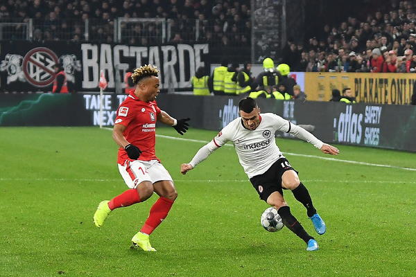 BUNDESLIGA SE NASTAVLJA KRAJEM MAJA? U Ajntrahtu veruju da je tako