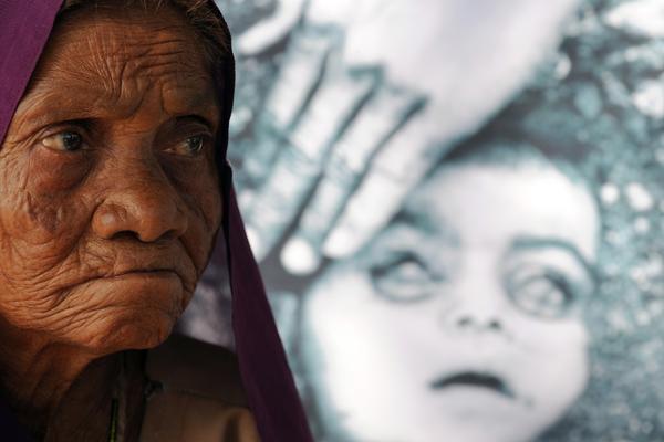 OVA KATASTROFA JE GORA OD ČERNOBILJA, A O NJOJ NIKAD NEĆE BITI SNIMLJENA SERIJA: Bopal, PAKAO na Zemlji (VIDEO)