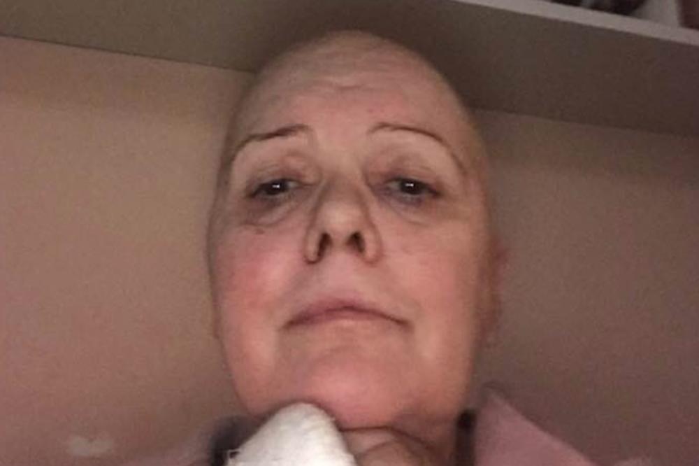 LEGENDARNA GLUMICA IZ SERIJE GRLOM U JAGODE SE BORI ZA ŽIVOT: Potresne foitografije iz bolnice! (FOTO)