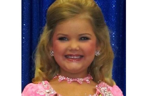 BILA JE NAJLEPŠA DEVOJČICA NA SVETU, SVAKI DAN SE ŠMINKALA I IŠLA U SOLARIJUM: Danas izgleda OVAKO! (FOTO)