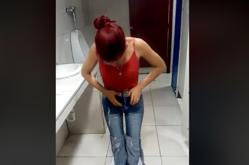 OVA DEVOJKA JE UKLJUČILA KAMERU PA JE POČELA DA SE SKIDA! Snimak je do sada pregledan 3 MILIONA PUTA! OVO JE RAZLOG