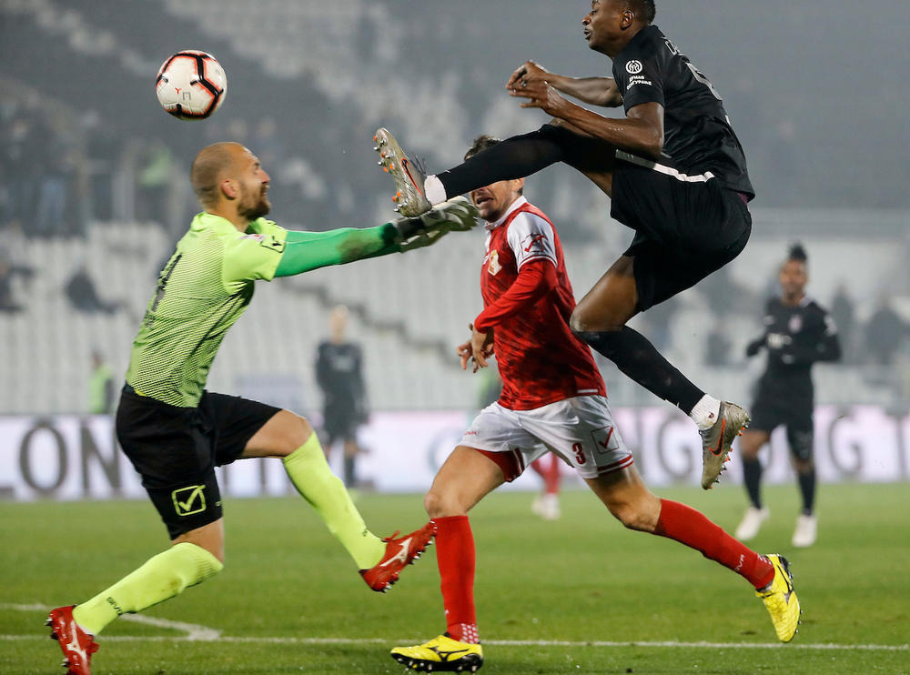 Mnogo peripetija postoje oko ugovora Umara Sadika