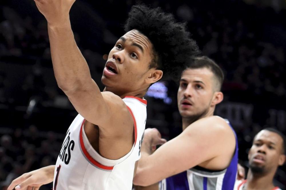 BJELICA OPET BIO FENOMENALAN, ALI KINGSI I DALJE GUBE: Bogdan ni na klupi! Gudurić i Marjanović se nisu proslavili!