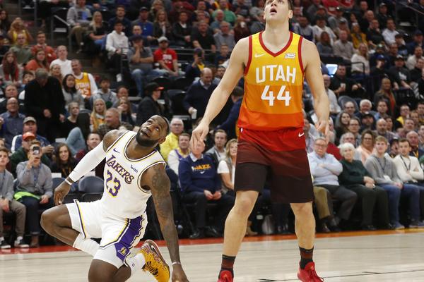 NAJGORI POTEZ DŽEJMSA U KARIJERI: Posle onoga što je uradio, čak je i njega bilo sramota!