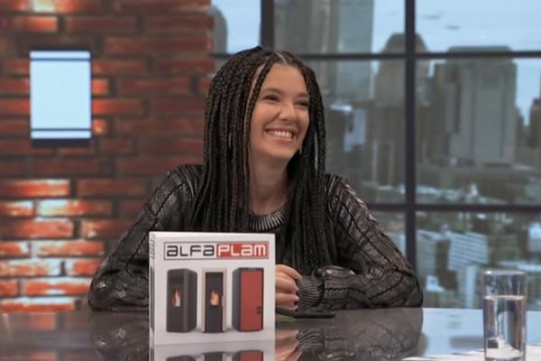 KIJA OTIŠLA U AMERIKU, PA PROMENILA LIČNI OPIS: Kockareva menja FRIZURE kao čarape! Ovakvu je još NISTE VIDELI!