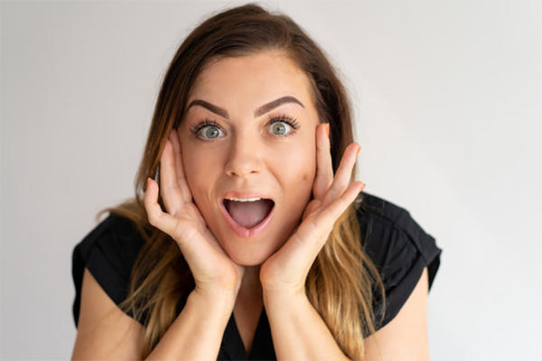 DISKRETNE, A EFEKTNE: Minđuše za svaku priliku – komplet od 9 pari za samo 690 rsd!