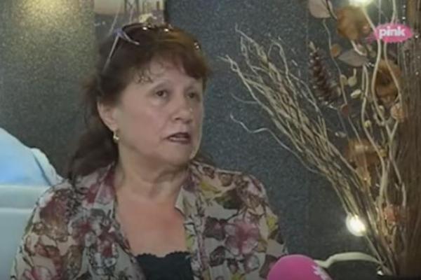 MAJKA DRAGANE MITAR ODLEPILA ZBOG PONAŠANJA ĆERKE: Njoj treba ŠAMARČINA da se osvesti! Onda je OPLELA po Tomoviću!