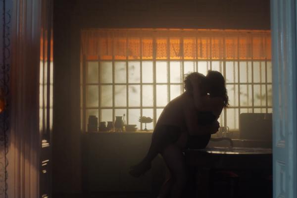 OVE SCENE INTIMNIH ODNOSA U FILMOVIMA SU PRAVE: Brak dvoje glumaca je pukao zbog njih, STRAST NA SVE STRANE PUCA