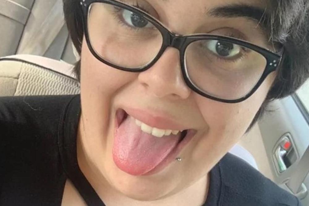 IMA 20 GODINA, ŽIVI SA 4 MUŠKARCA I SVAKO VEČE SPAVA S DRUGIM: Sada je trudna, a ovako zna ko je otac!