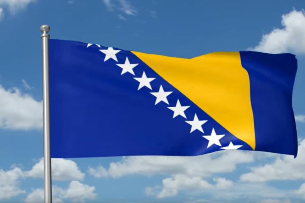 FOTOGRAFIJA IZ BOSNE JE NEŠTO NAJSMEŠNIJE ŠTO ĆETE VIDETI U ŽIVOTU: Svi vaši prijatelji MORAJU ovo da vide! (FOTO)