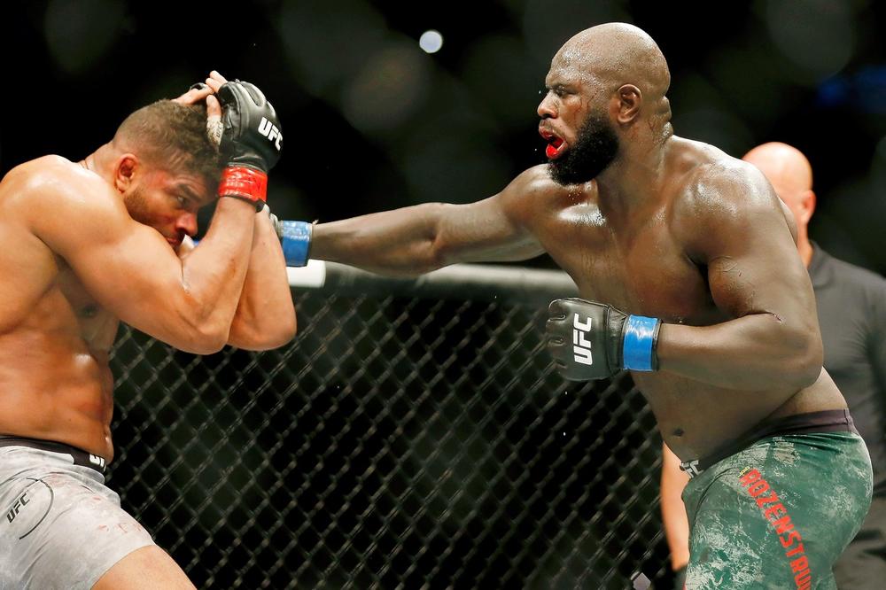 UZNEMIRUJUĆE! Legendarni MMA borac popio teške batine, ostao bez dela usne!