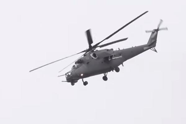 SLETELI SU: Dva američka helikoptera koji učestvuju u vežbi sa snagama BiH, spustili su se u Tuzlu!