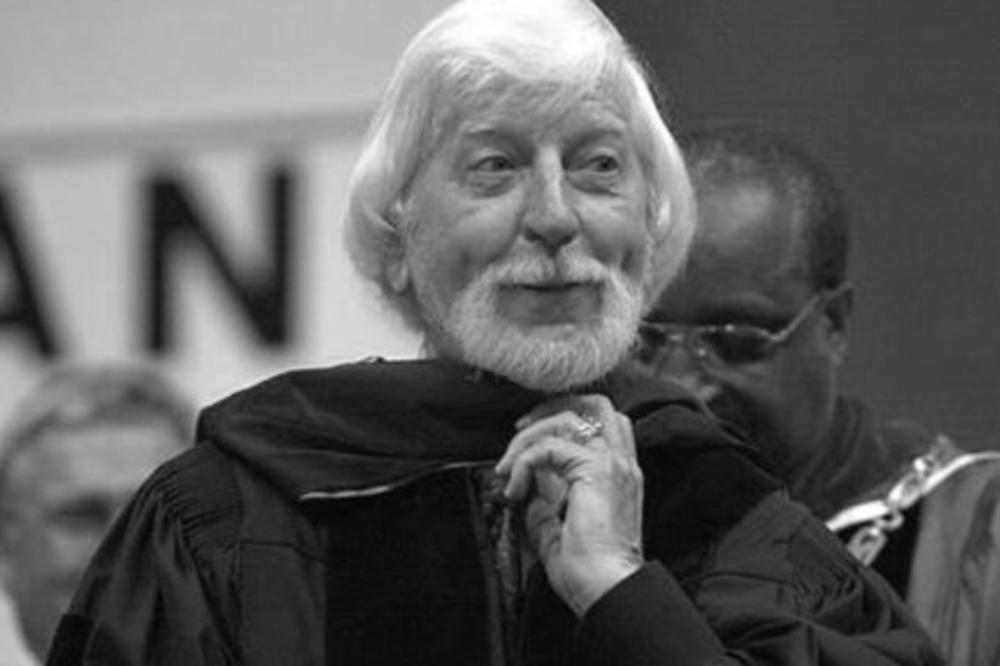 UMRO OMILJENI LIK DECE IZ CELOG SVETA! Nema više VELIKE PTICE!